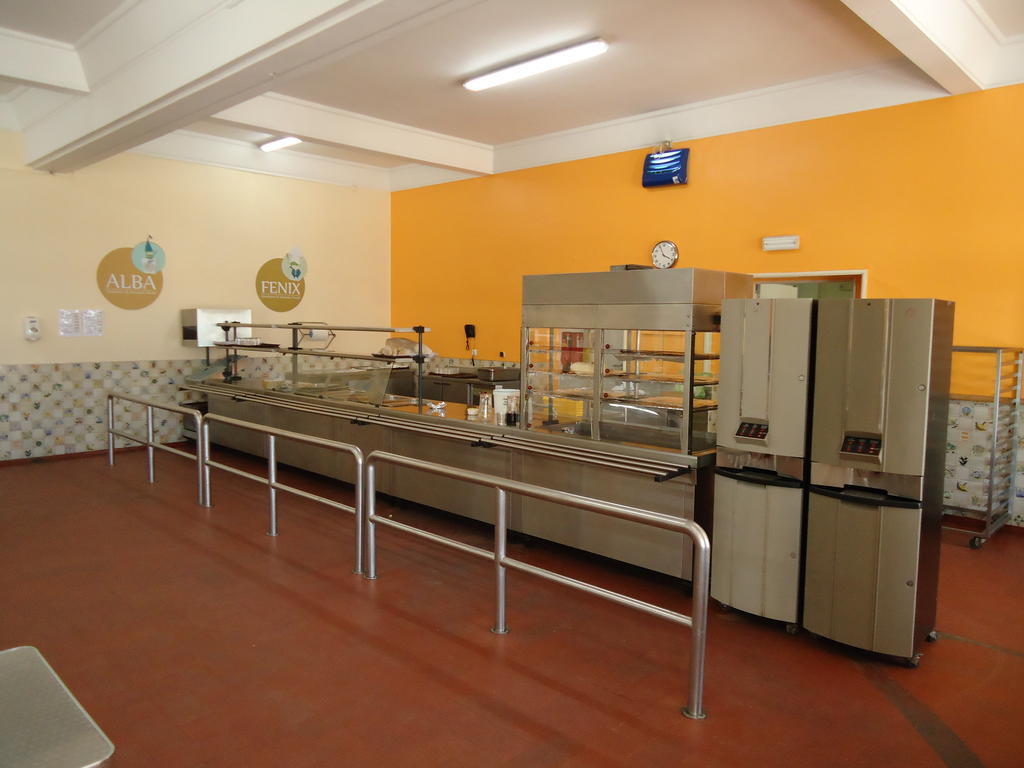 埃斯托利尔 图里斯莫赛库洛旅馆酒店 外观 照片 The kitchen at the hostel